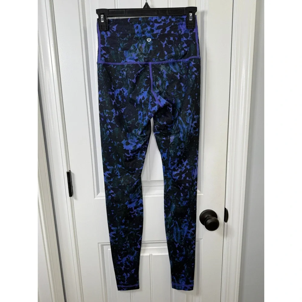 Lululemon Wunder Under Leggings Size 4 Blue Purple Floral Camo Excellent Yoga